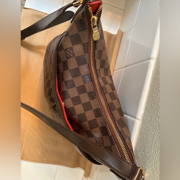 Louis Vuitton Damier Ebene shoulder/crossbody bag.  Authentic.  Used. - Picture 5 of 16